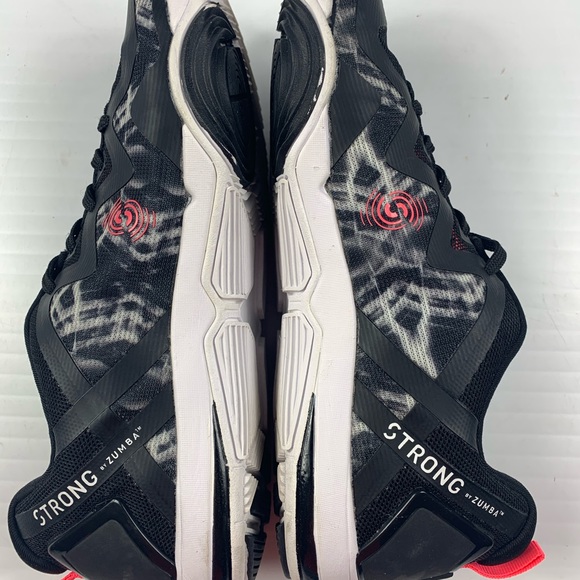 STRONG By ZUMBA Fitness Training Athletic  Sz 7 - Picture 4 of 7